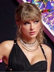 taylor swift fisico
