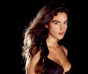 monica bellucci fisico